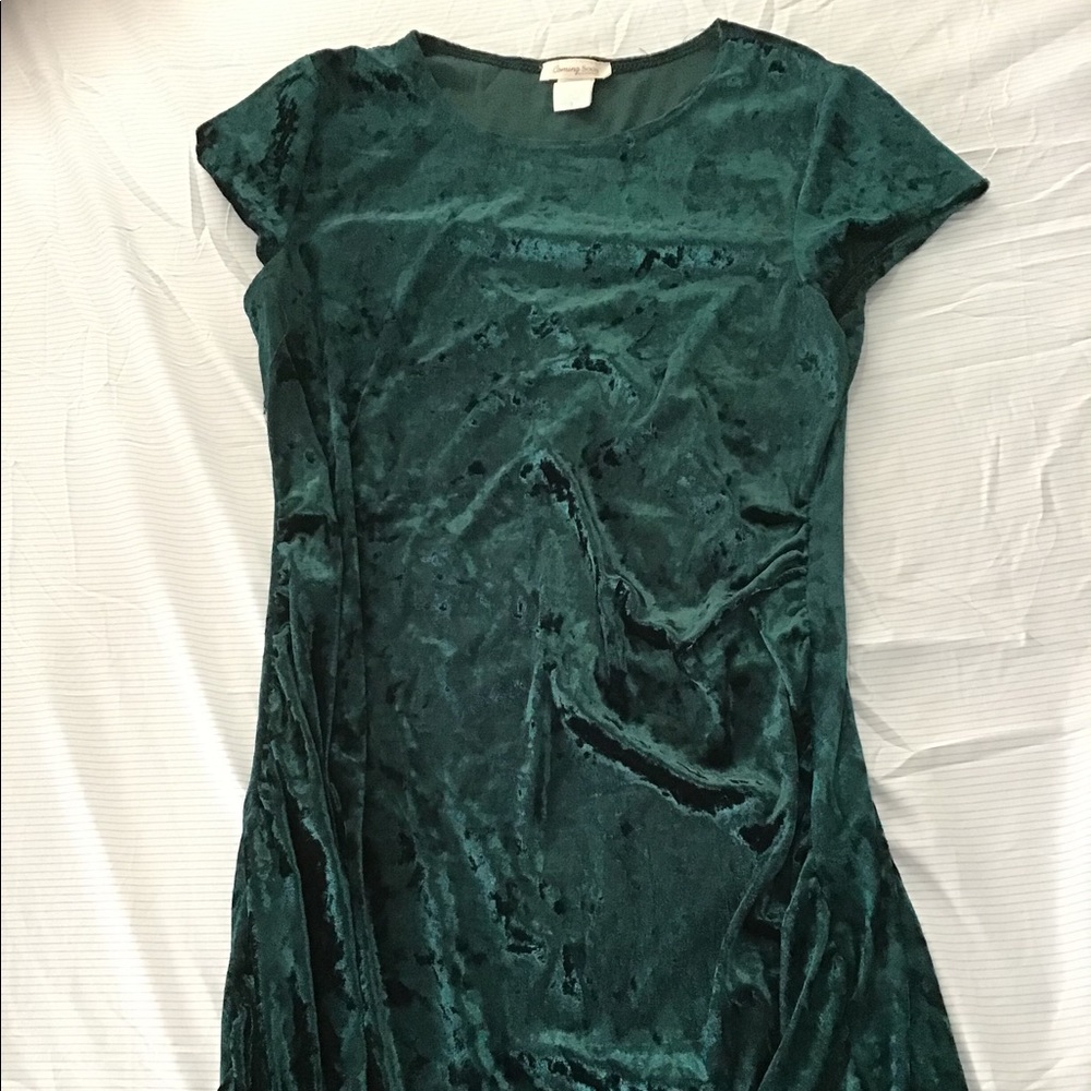 pregnancy dress size M.